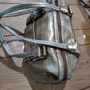 Kathy Van Zeland pocket book